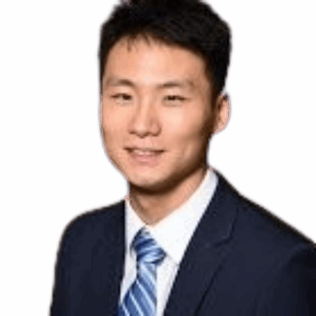 Albert Zhou headshot