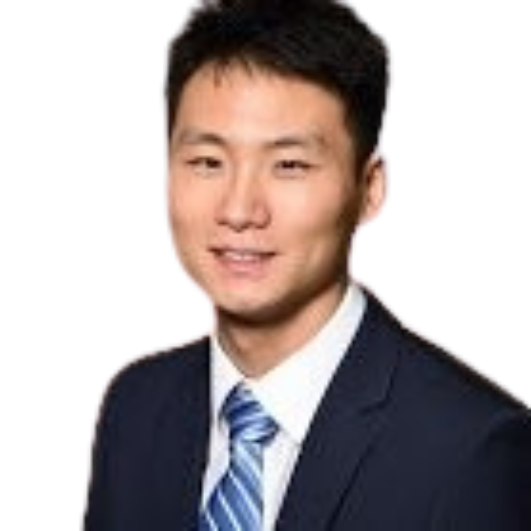 Albert Zhou headshot